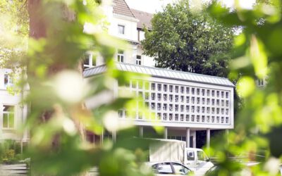 LWL-Universitätsklinik Bochum lädt nach der Sommerpause zur Informationsreihe für Angehörige ein